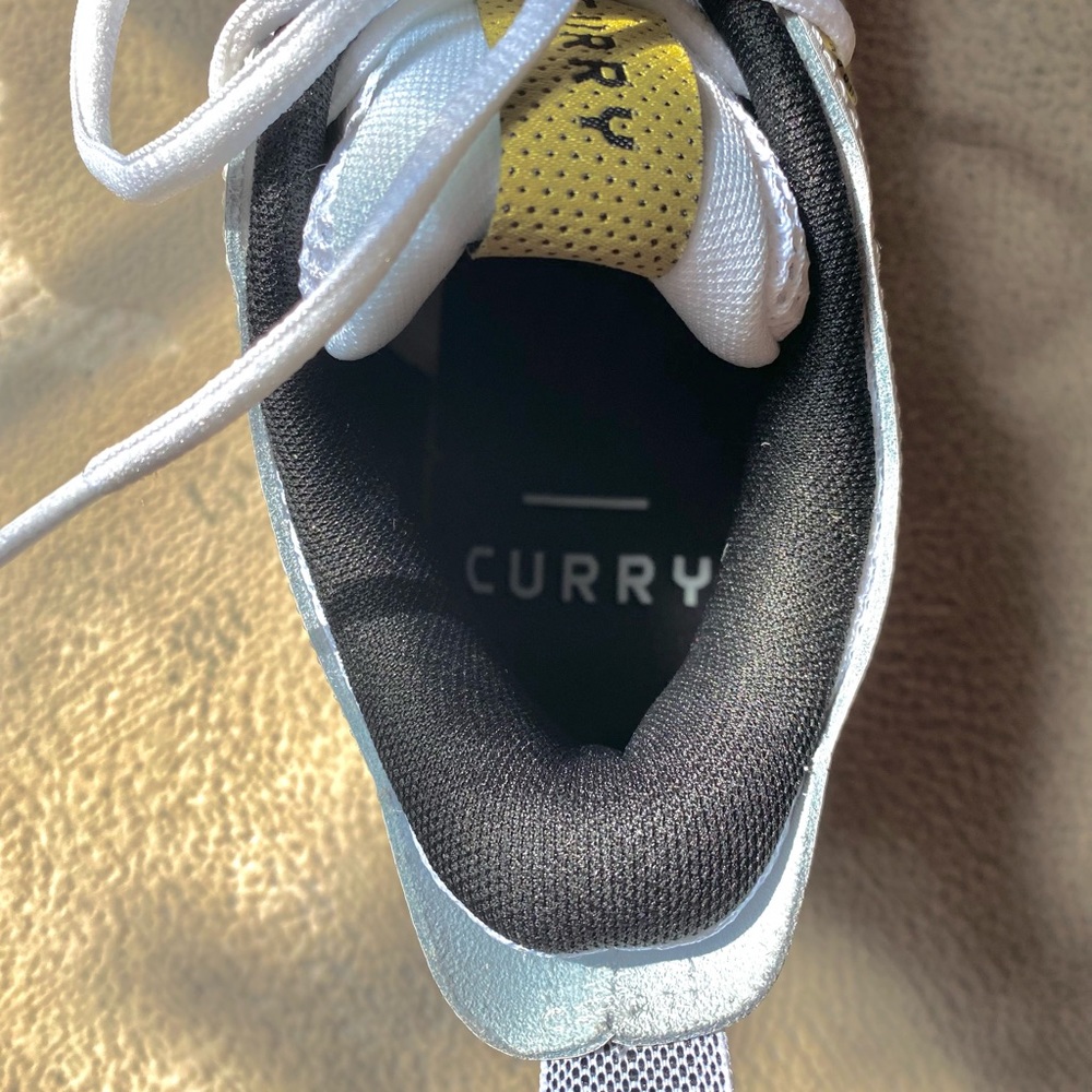 Under Armour Curry 3Z5 - Picture 5 of 6